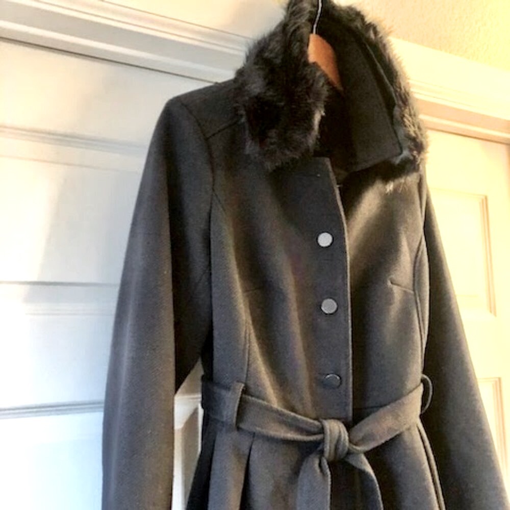 NWT CITY CHIC Blushing Belle Navy Belted Coat Removable Fur Collar 14 MSRP $198 - Picture 3 of 8